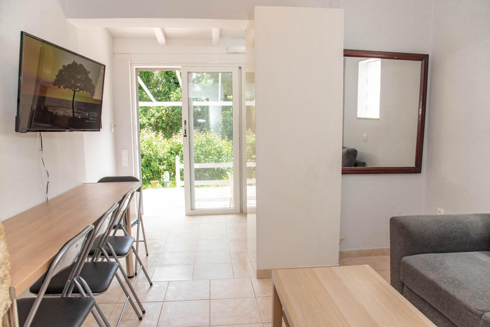Gems Suites Corfu  Zimmer foto